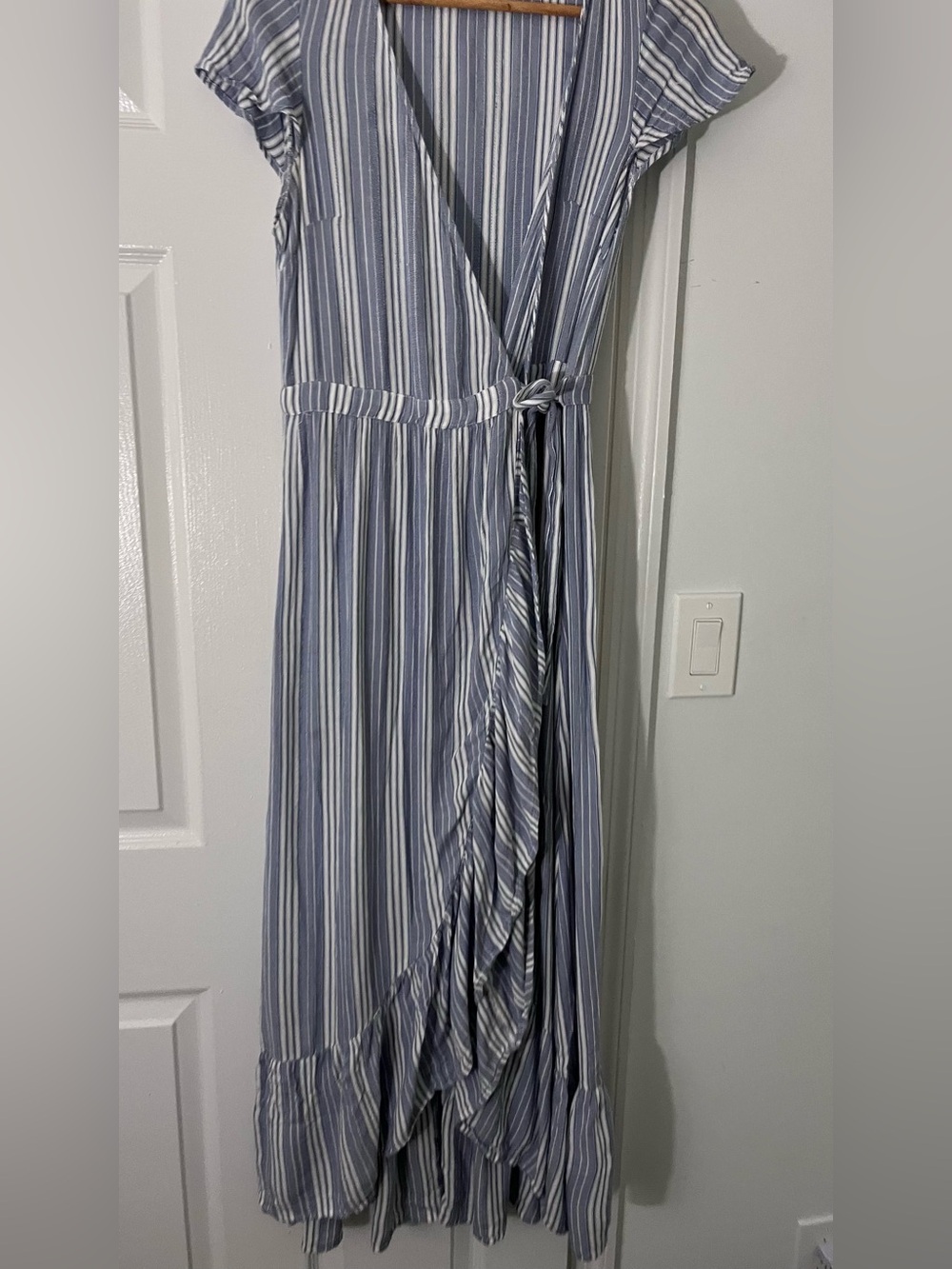 American Eagle women’s Blue & White Striped Wrap Maxi Dress